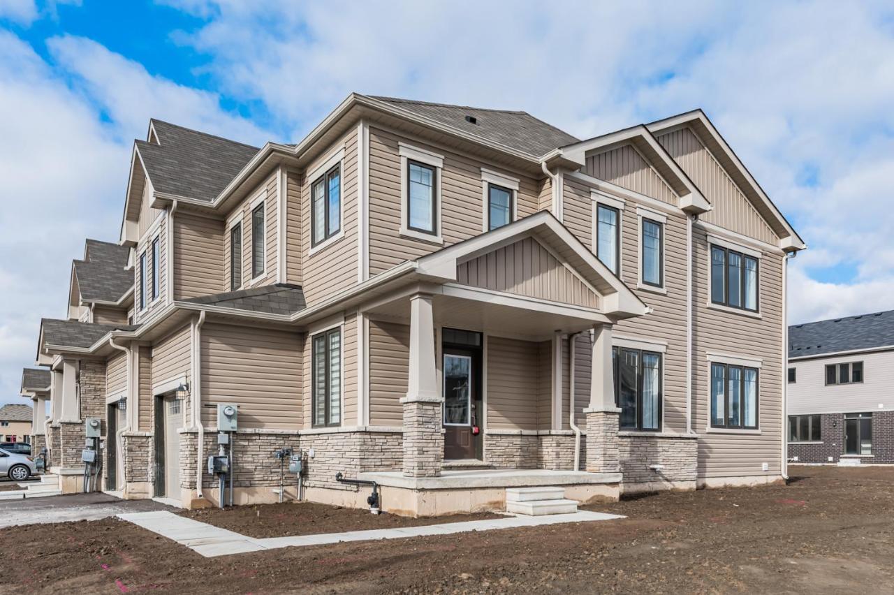 Luxury Townhouse Close To Fairview Casino In Niagara Falls Exterior photo